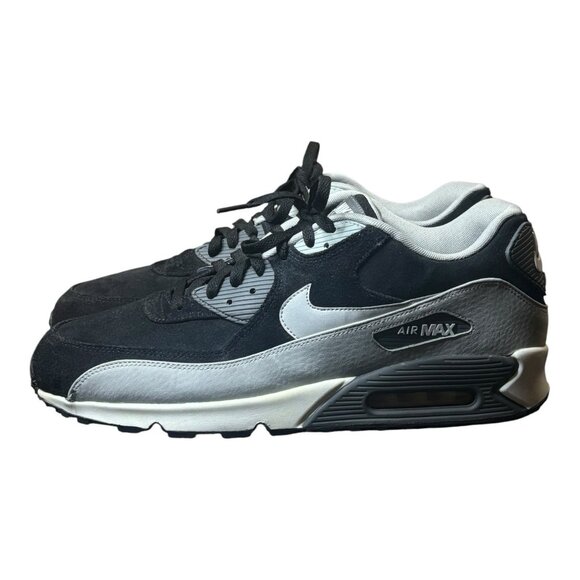 Nike Air Max 90 Essential \